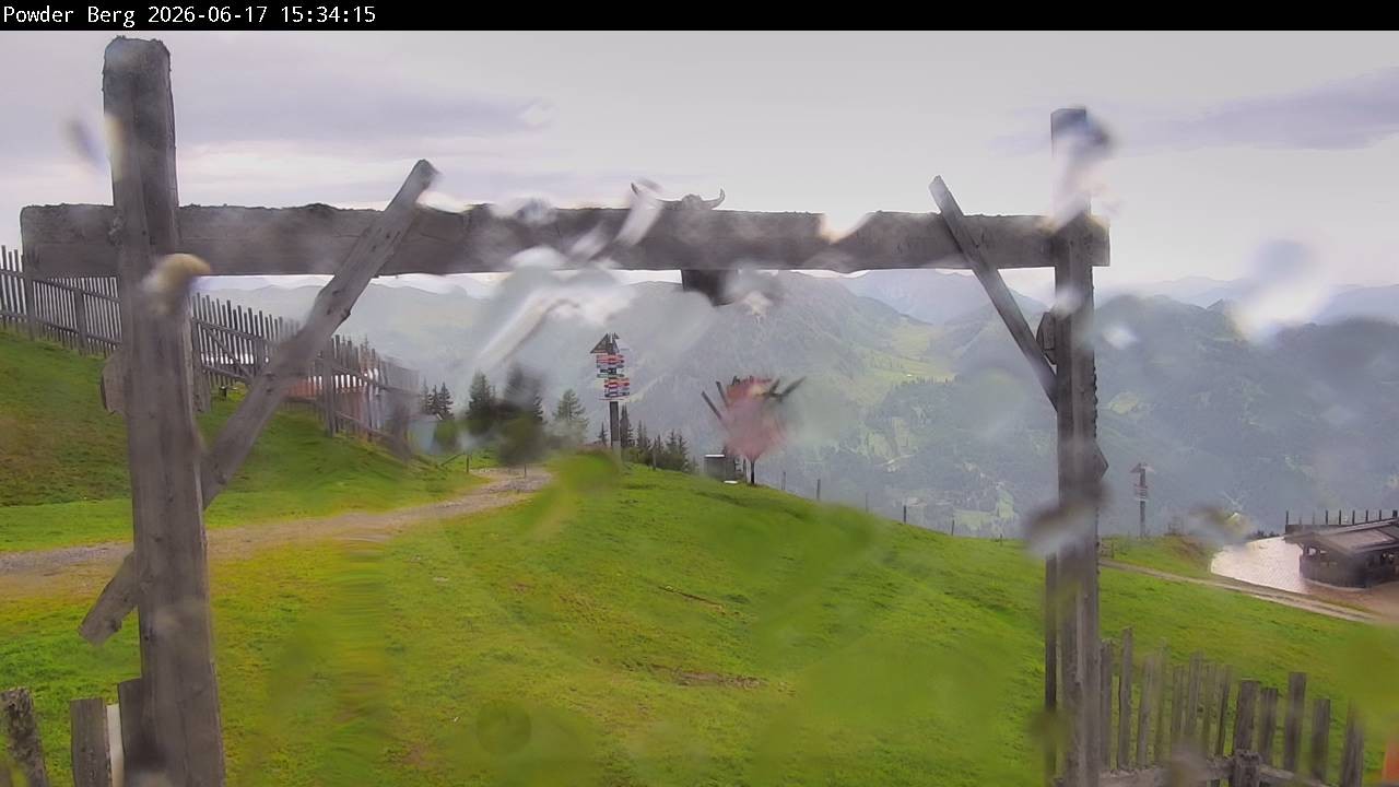 Archiv Foto Webcam Flachauwinkl-Kleinarl: Bergstation Powder Shuttle
