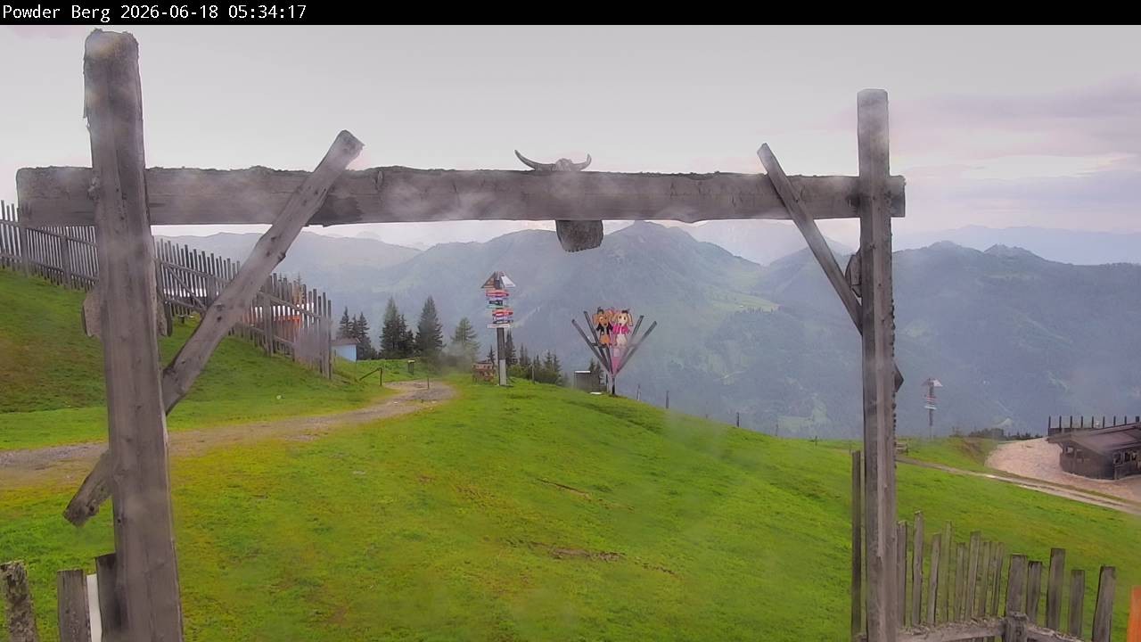Archiv Foto Webcam Flachauwinkl-Kleinarl: Bergstation Powder Shuttle