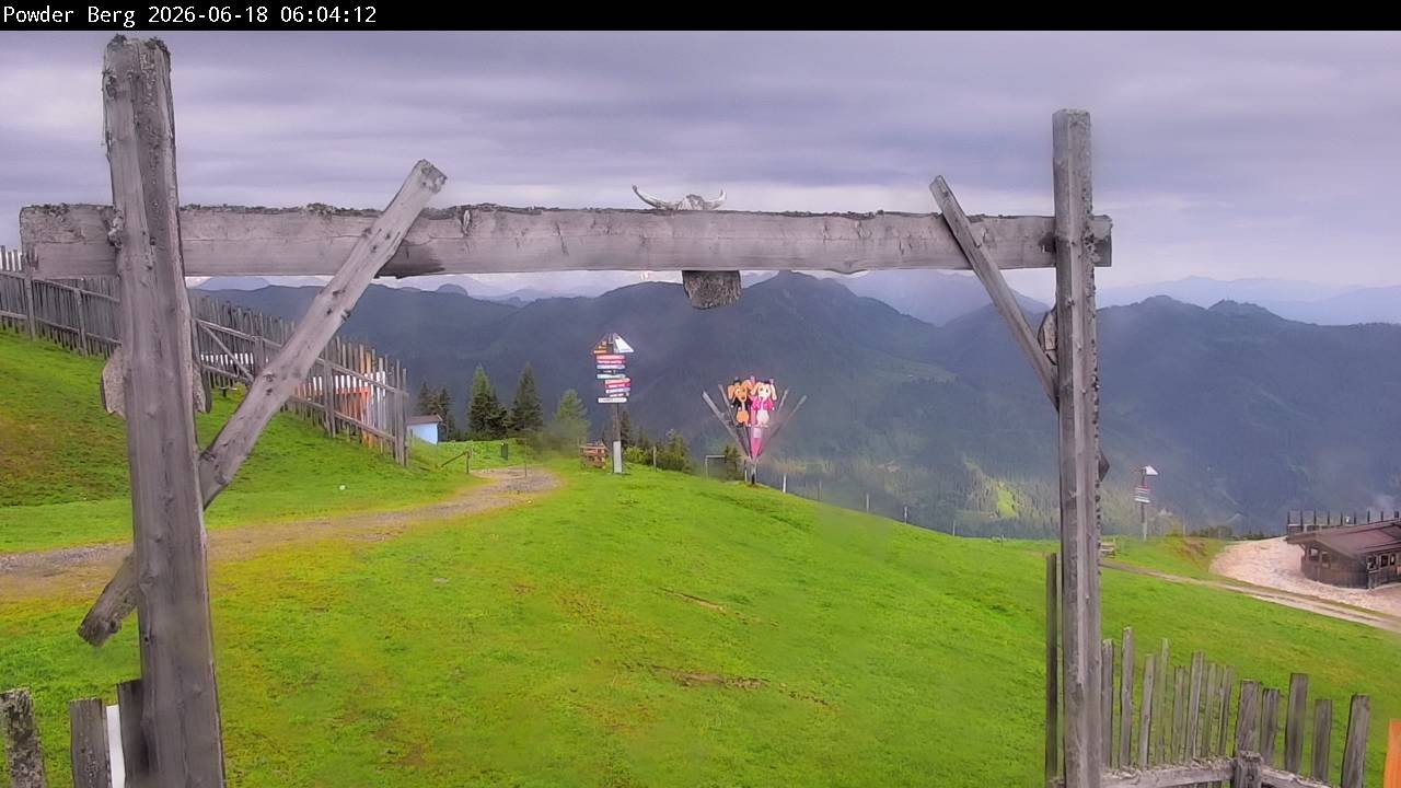 Archiv Foto Webcam Flachauwinkl-Kleinarl: Bergstation Powder Shuttle