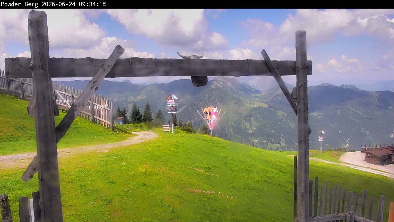 Archiv Foto Webcam Flachauwinkl-Kleinarl: Bergstation Powder Shuttle