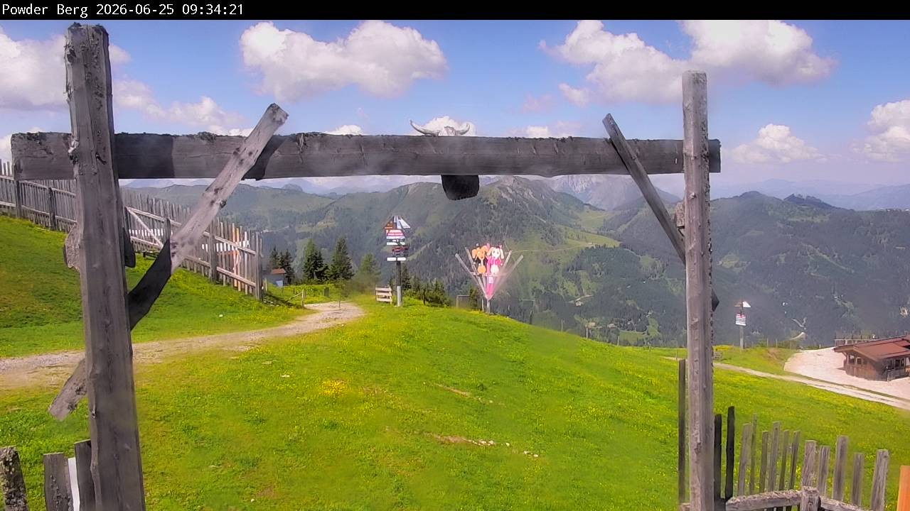 Archiv Foto Webcam Flachauwinkl-Kleinarl: Bergstation Powder Shuttle