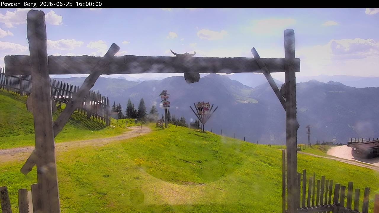 Archiv Foto Webcam Flachauwinkl-Kleinarl: Bergstation Powder Shuttle