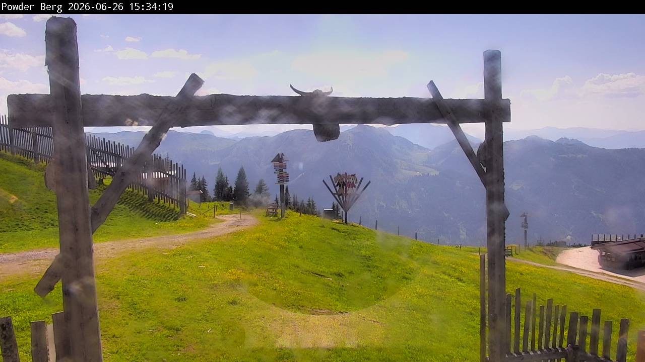Archiv Foto Webcam Flachauwinkl-Kleinarl: Bergstation Powder Shuttle