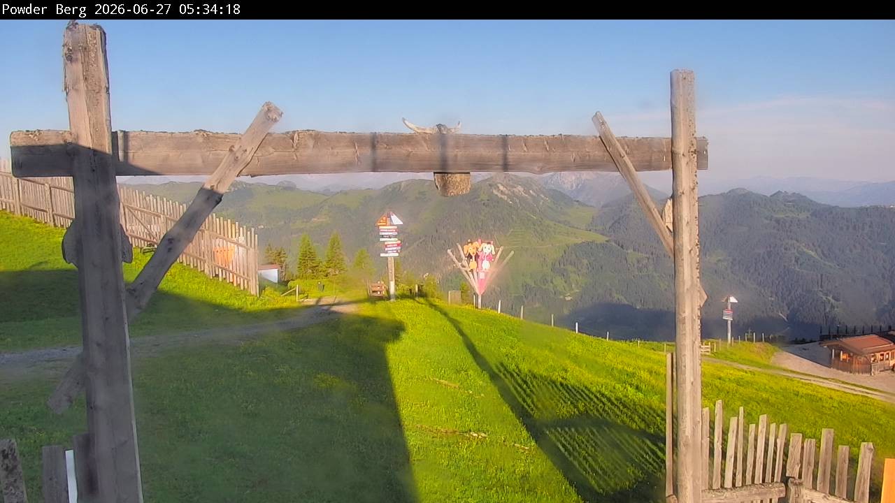 Archiv Foto Webcam Flachauwinkl-Kleinarl: Bergstation Powder Shuttle