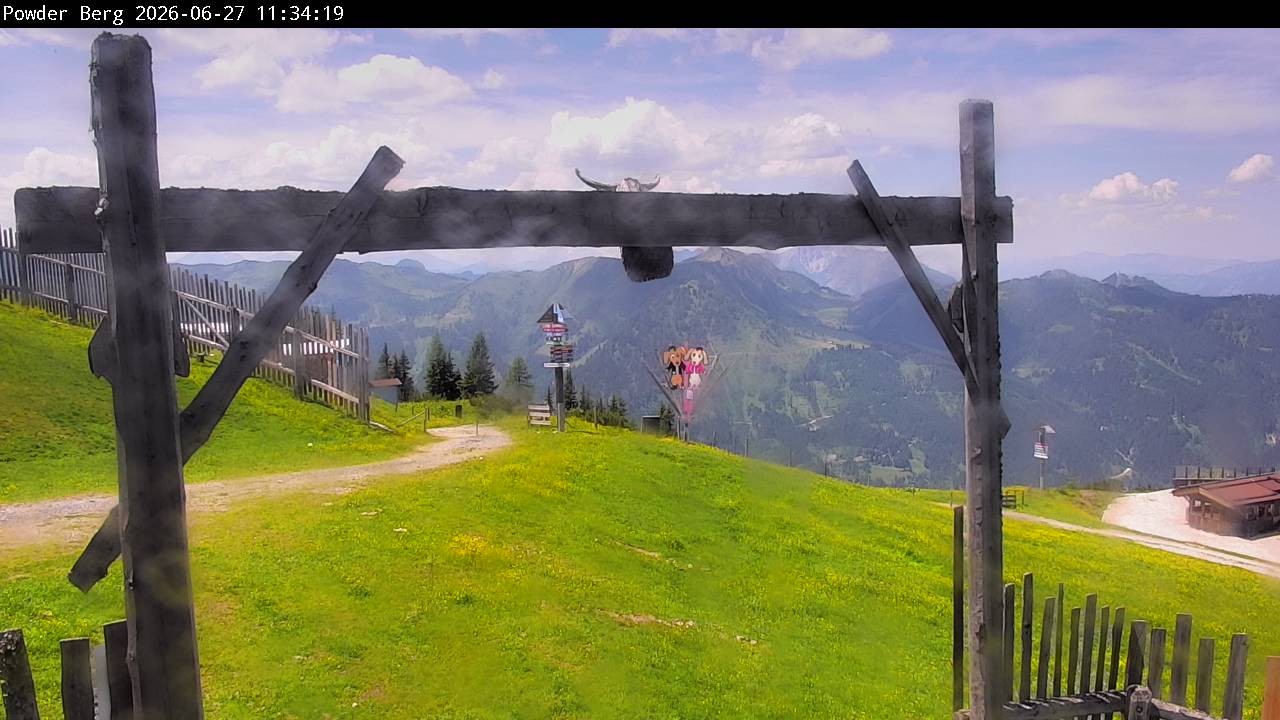 Archiv Foto Webcam Flachauwinkl-Kleinarl: Bergstation Powder Shuttle