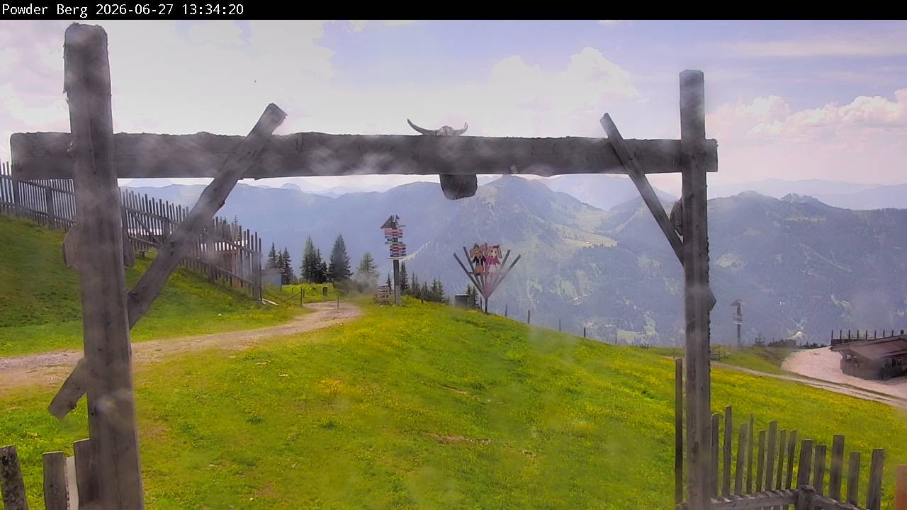 Archiv Foto Webcam Flachauwinkl-Kleinarl: Bergstation Powder Shuttle