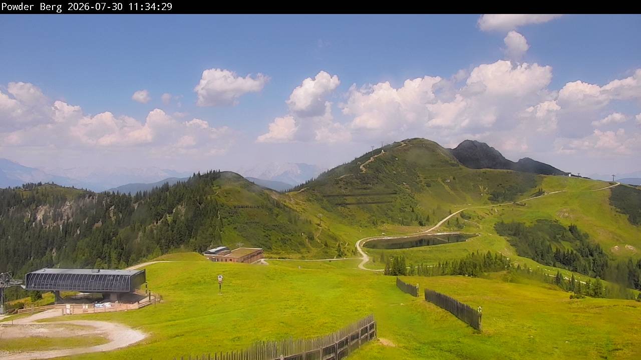 Archiv Foto Webcam Flachauwinkl-Kleinarl: Bergstation Powder Shuttle