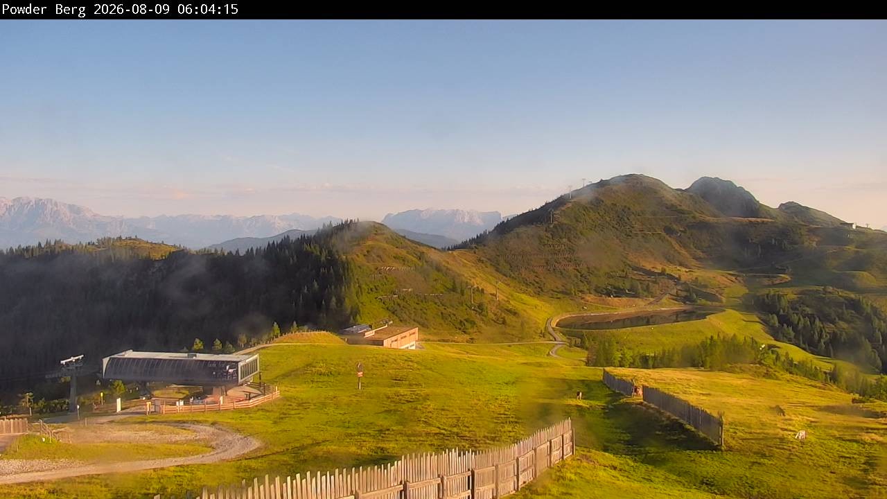 Archiv Foto Webcam Flachauwinkl-Kleinarl: Bergstation Powder Shuttle