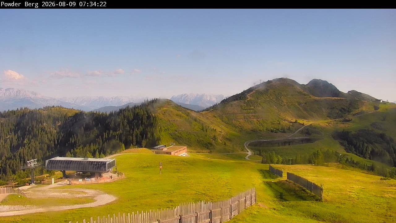 Archiv Foto Webcam Flachauwinkl-Kleinarl: Bergstation Powder Shuttle