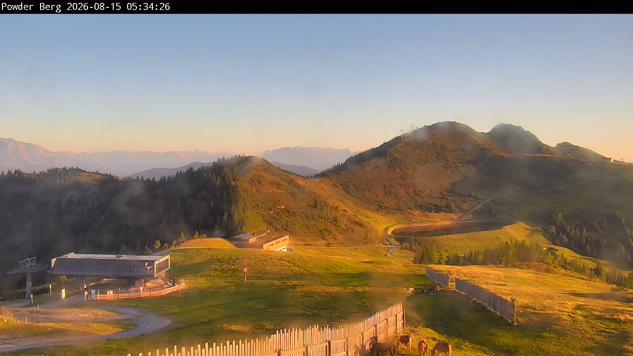 Archiv Foto Webcam Flachauwinkl-Kleinarl: Bergstation Powder Shuttle