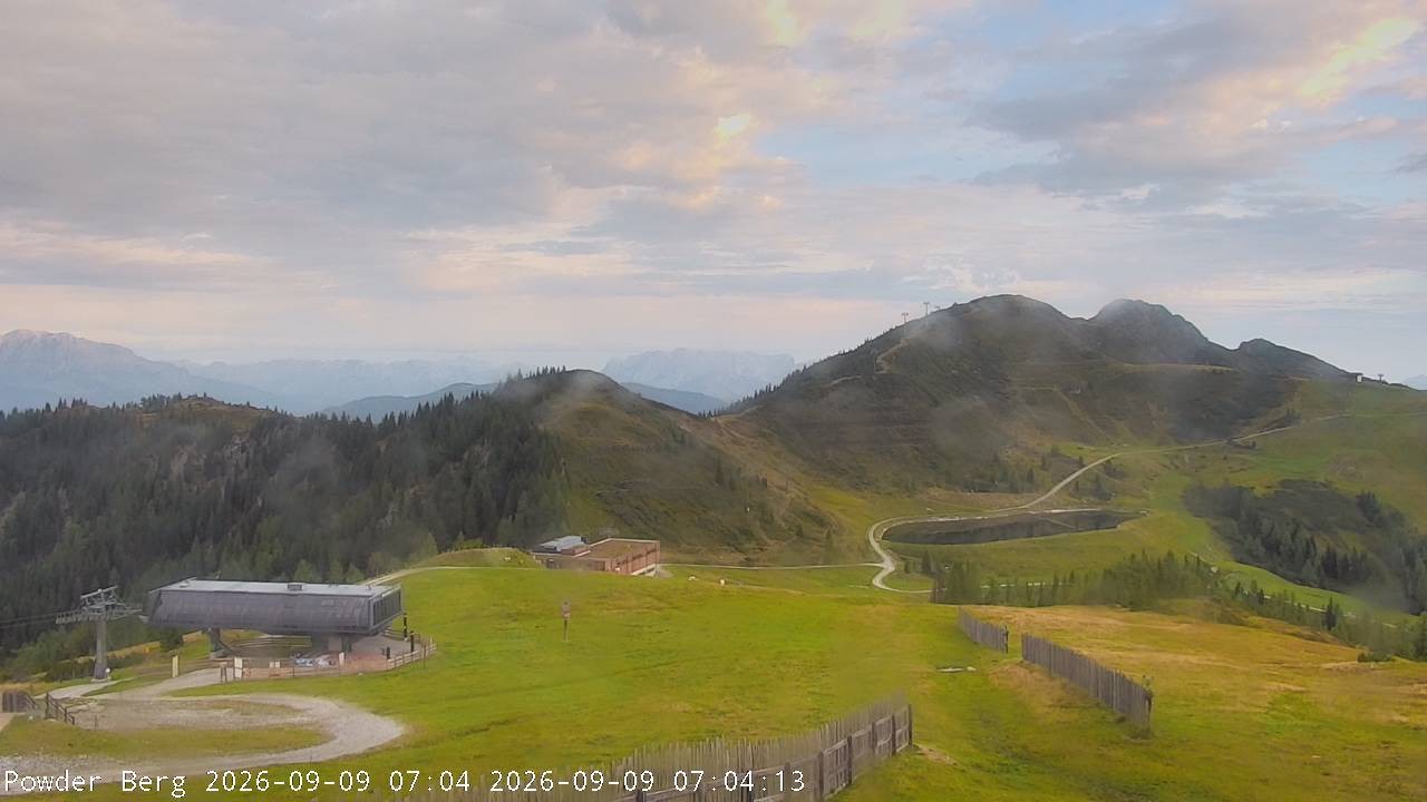 Archiv Foto Webcam Flachauwinkl-Kleinarl: Bergstation Powder Shuttle