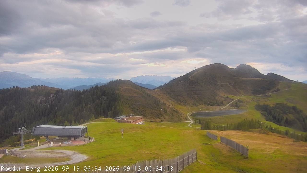 Archiv Foto Webcam Flachauwinkl-Kleinarl: Bergstation Powder Shuttle