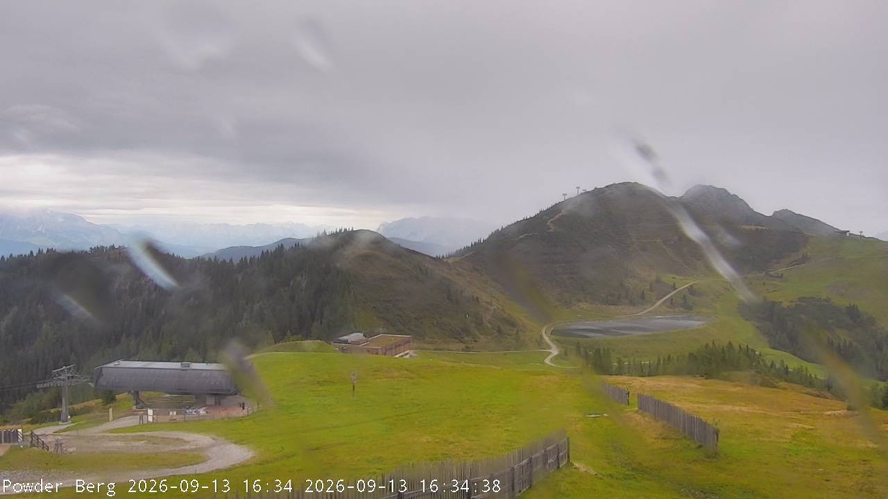 Archiv Foto Webcam Flachauwinkl-Kleinarl: Bergstation Powder Shuttle
