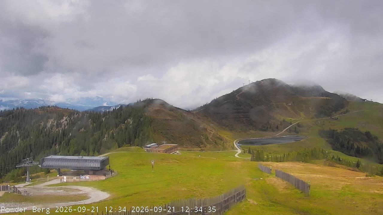 Archiv Foto Webcam Flachauwinkl-Kleinarl: Bergstation Powder Shuttle