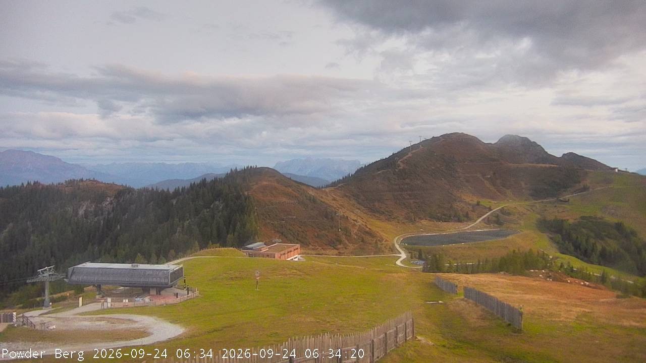 Archiv Foto Webcam Flachauwinkl-Kleinarl: Bergstation Powder Shuttle