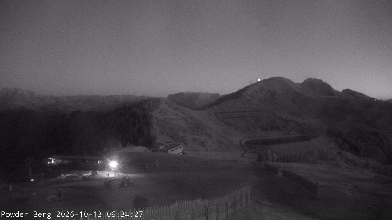 Archiv Foto Webcam Flachauwinkl-Kleinarl: Bergstation Powder Shuttle