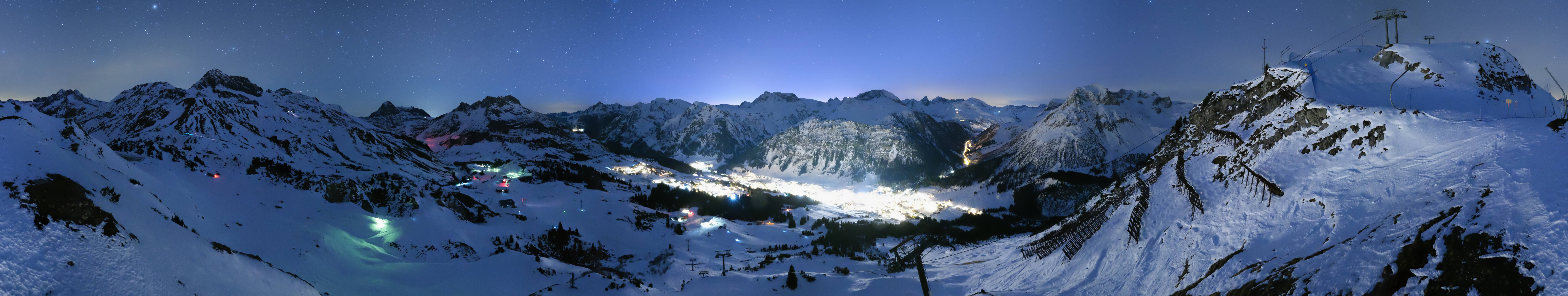 Archiv Foto Webcam Lech-Zürs: Kriegerhorn Panoramablick