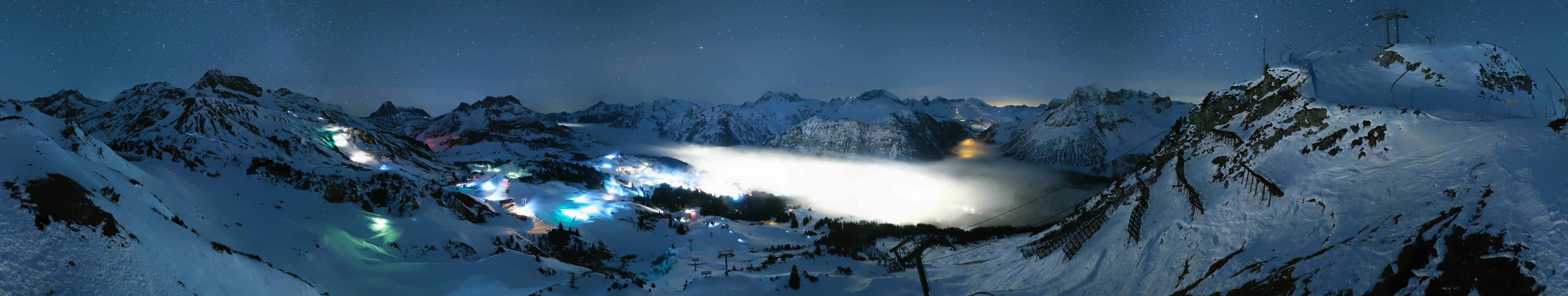Archiv Foto Webcam Lech-Zürs: Kriegerhorn Panoramablick