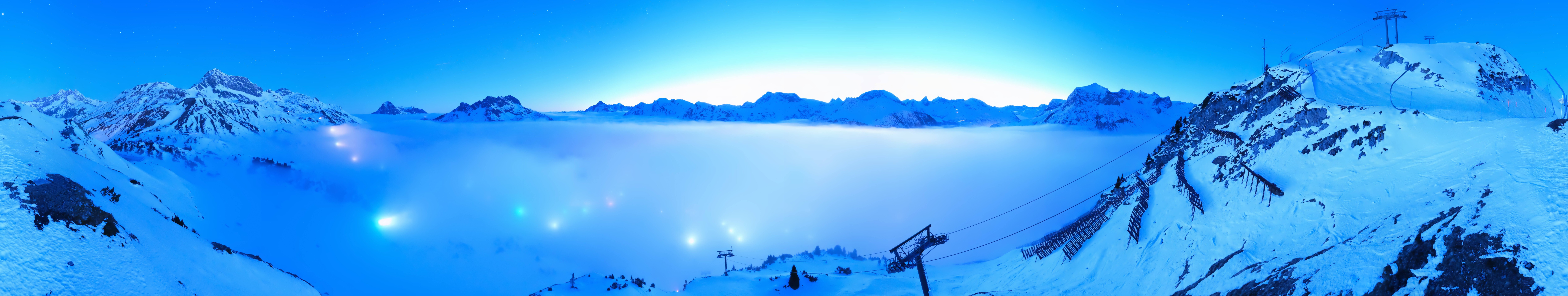 Archiv Foto Webcam Lech-Zürs: Kriegerhorn Panoramablick