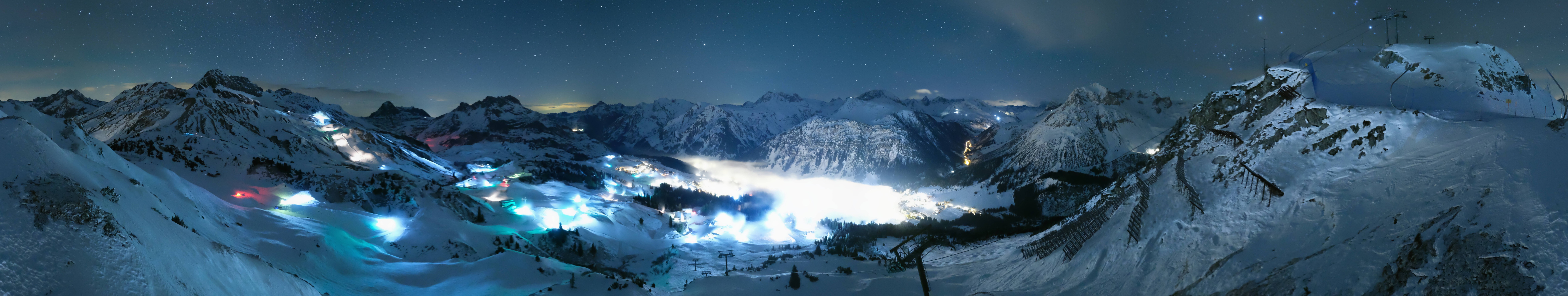 Archiv Foto Webcam Lech-Zürs: Kriegerhorn Panoramablick