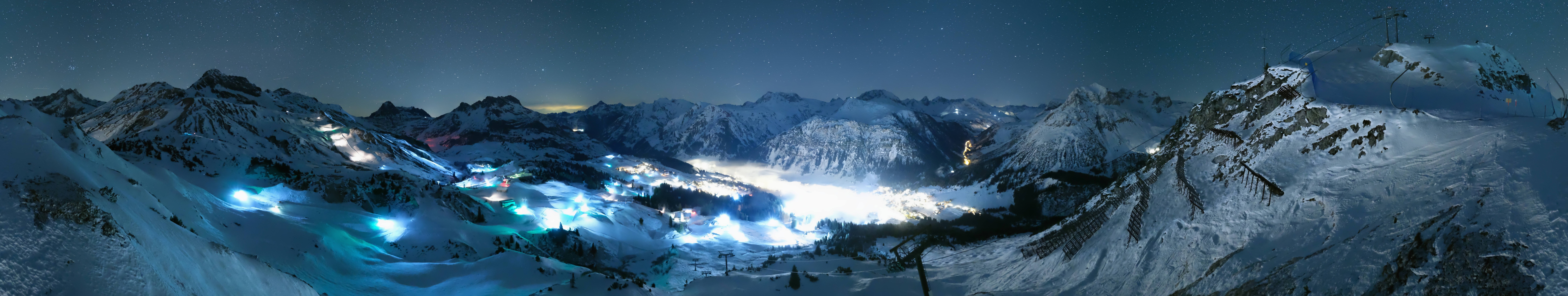 Archiv Foto Webcam Lech-Zürs: Kriegerhorn Panoramablick