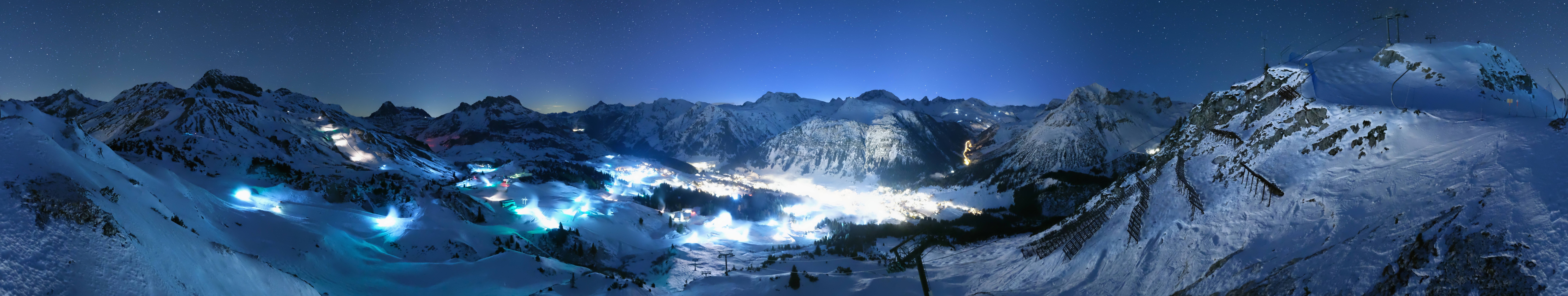 Archiv Foto Webcam Lech-Zürs: Kriegerhorn Panoramablick