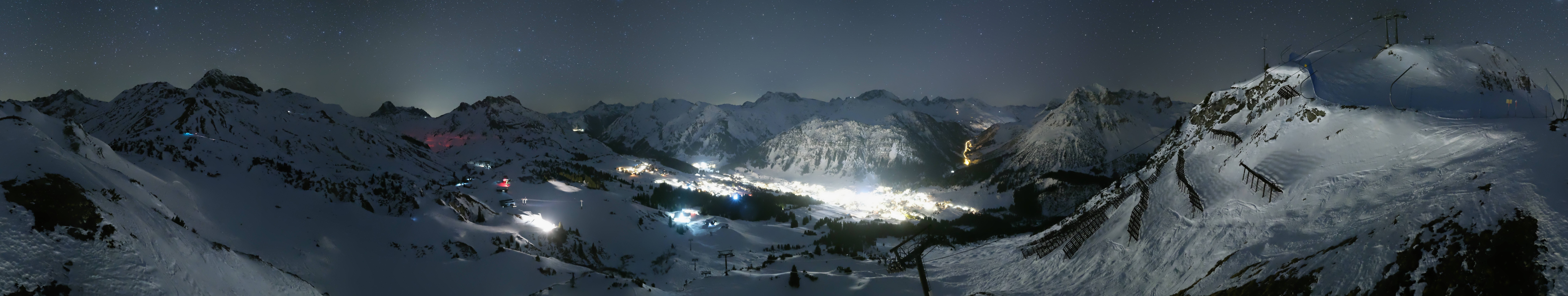 Archiv Foto Webcam Lech-Zürs: Kriegerhorn Panoramablick
