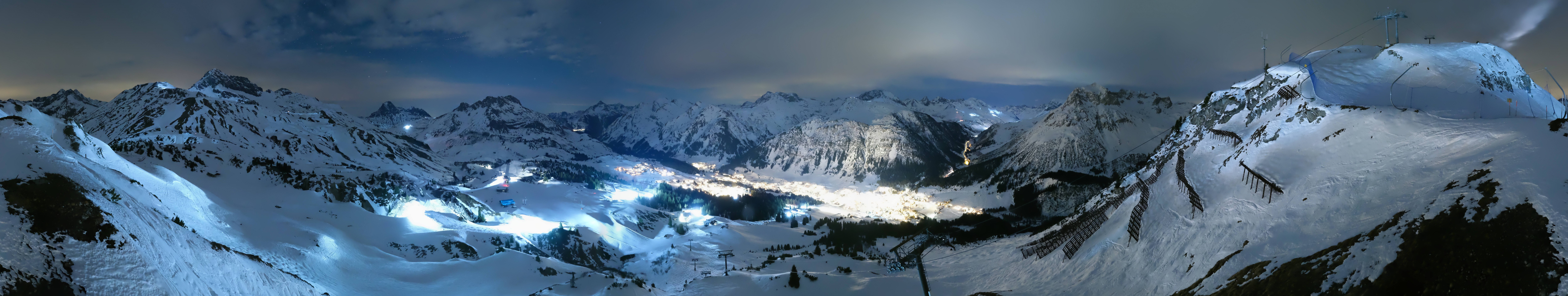 Archiv Foto Webcam Lech-Zürs: Kriegerhorn Panoramablick
