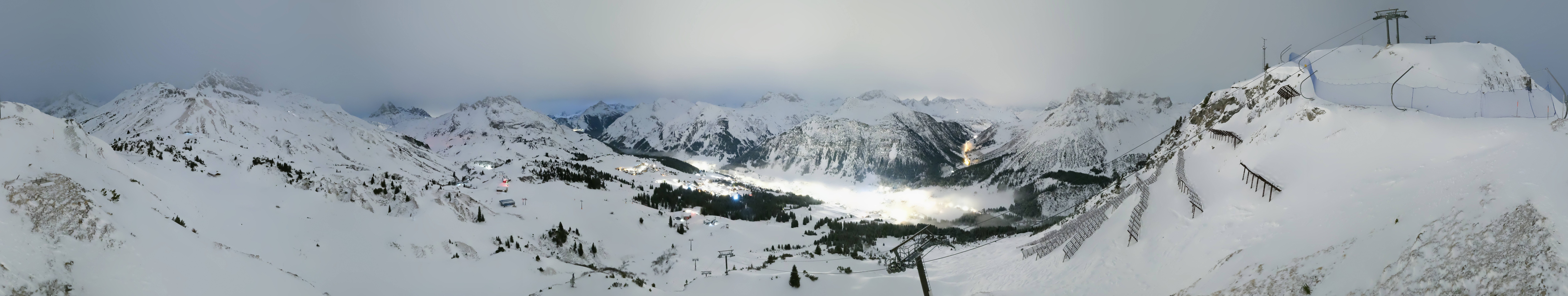 Archiv Foto Webcam Lech-Zürs: Kriegerhorn Panoramablick