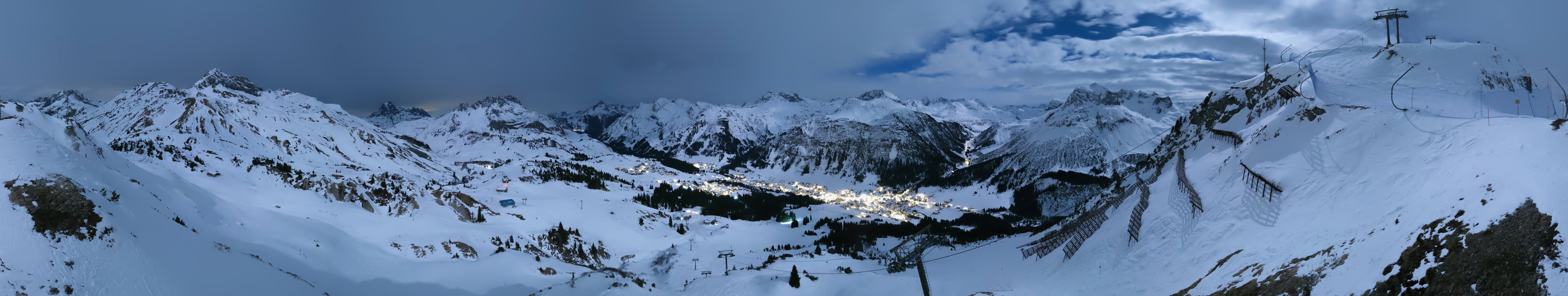 Archiv Foto Webcam Lech-Zürs: Kriegerhorn Panoramablick