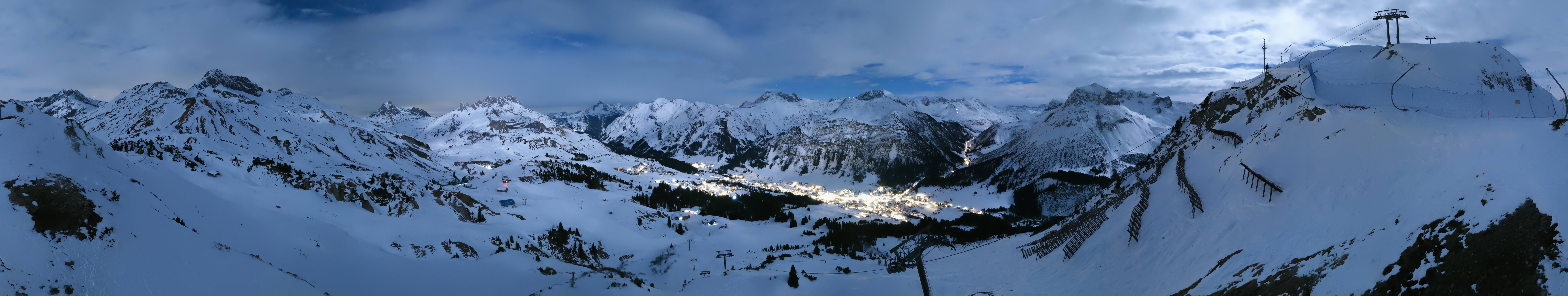 Archiv Foto Webcam Lech-Zürs: Kriegerhorn Panoramablick