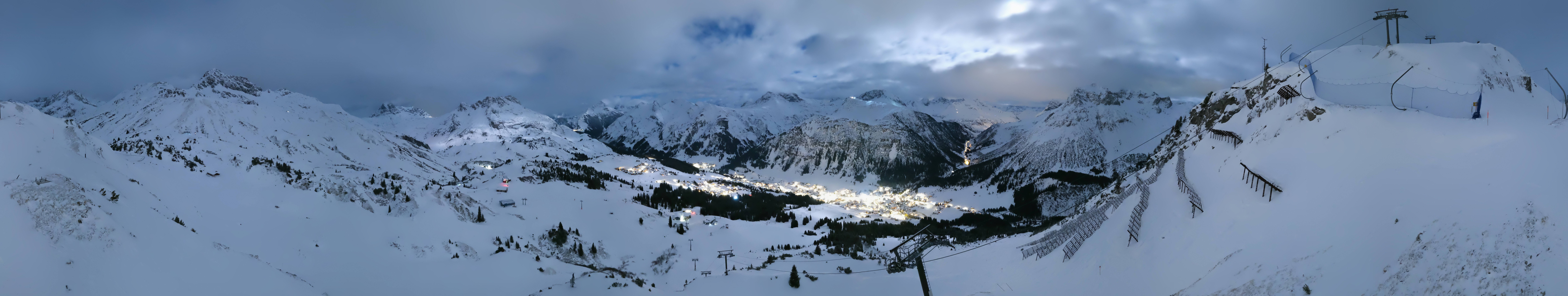 Archiv Foto Webcam Lech-Zürs: Kriegerhorn Panoramablick