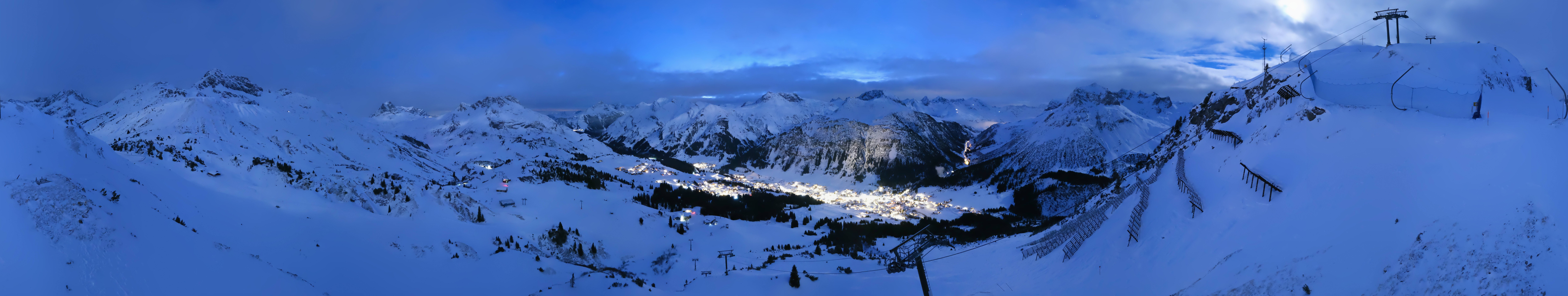Archiv Foto Webcam Lech-Zürs: Kriegerhorn Panoramablick
