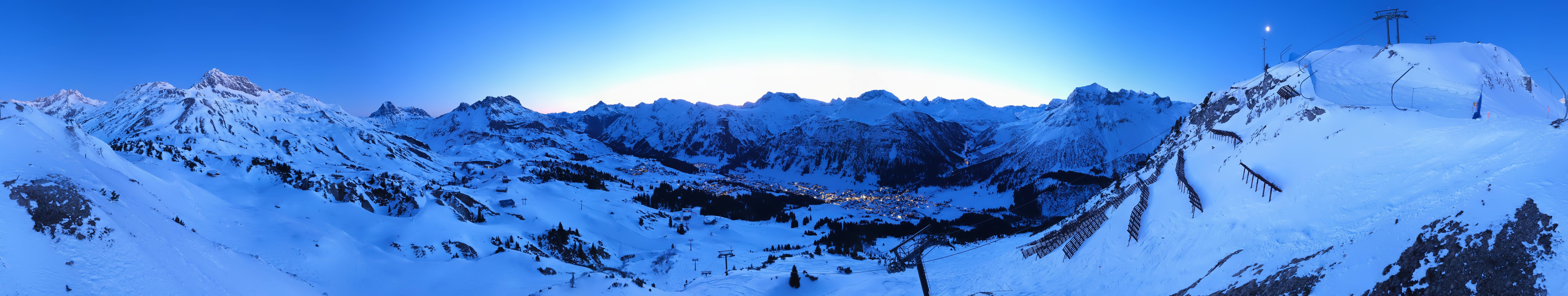 Archiv Foto Webcam Lech-Zürs: Kriegerhorn Panoramablick