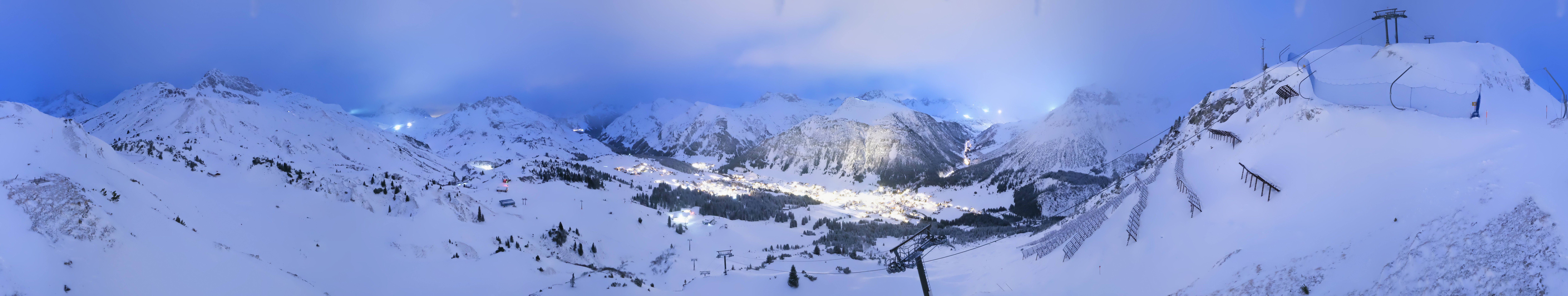 Archiv Foto Webcam Lech-Zürs: Kriegerhorn Panoramablick