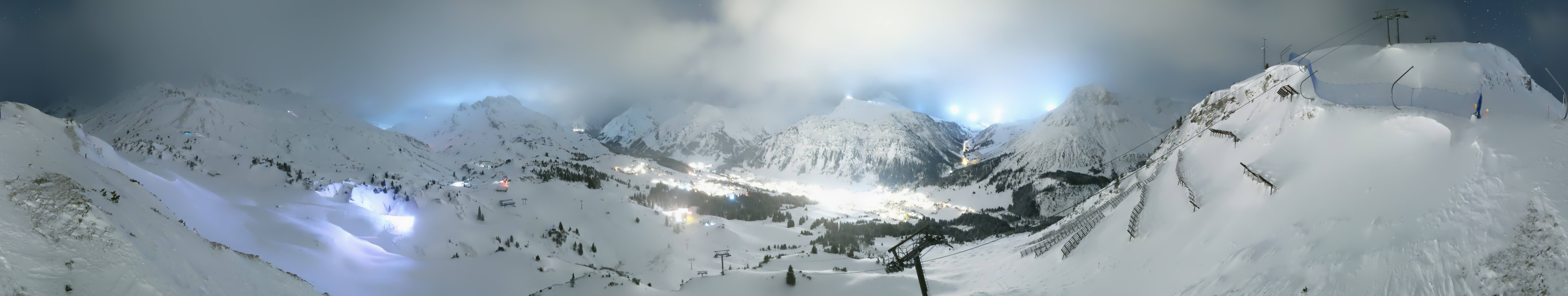 Archiv Foto Webcam Lech-Zürs: Kriegerhorn Panoramablick