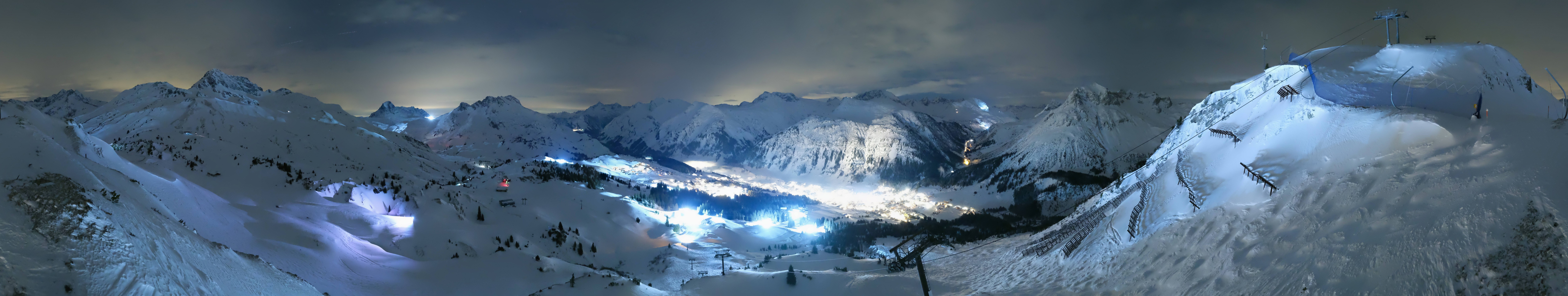Archiv Foto Webcam Lech-Zürs: Kriegerhorn Panoramablick