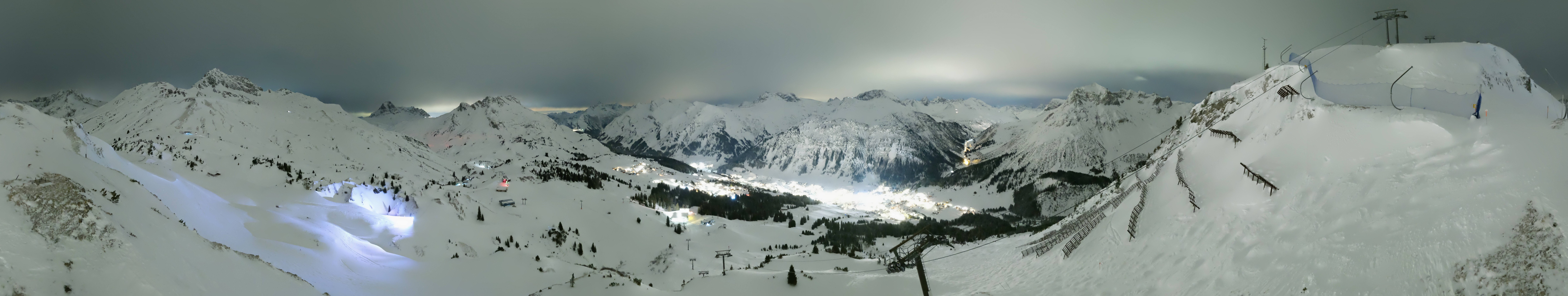 Archiv Foto Webcam Lech-Zürs: Kriegerhorn Panoramablick
