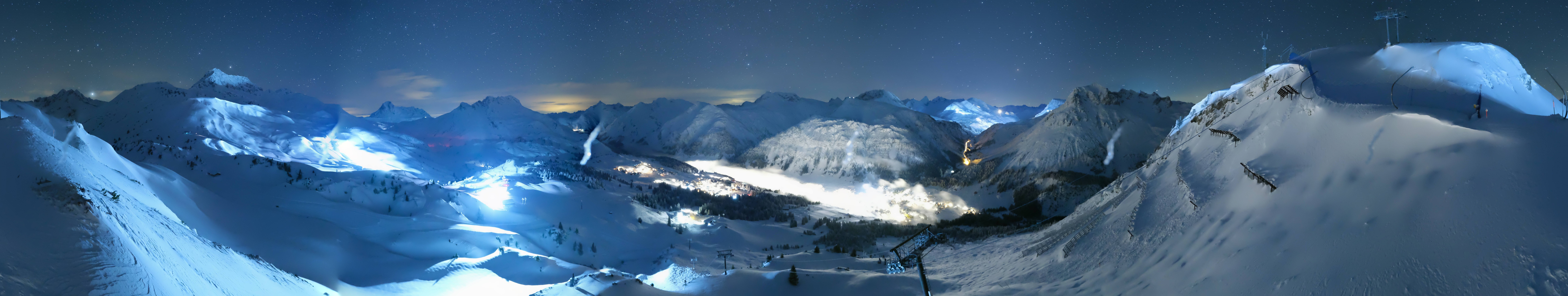 Archiv Foto Webcam Lech-Zürs: Kriegerhorn Panoramablick