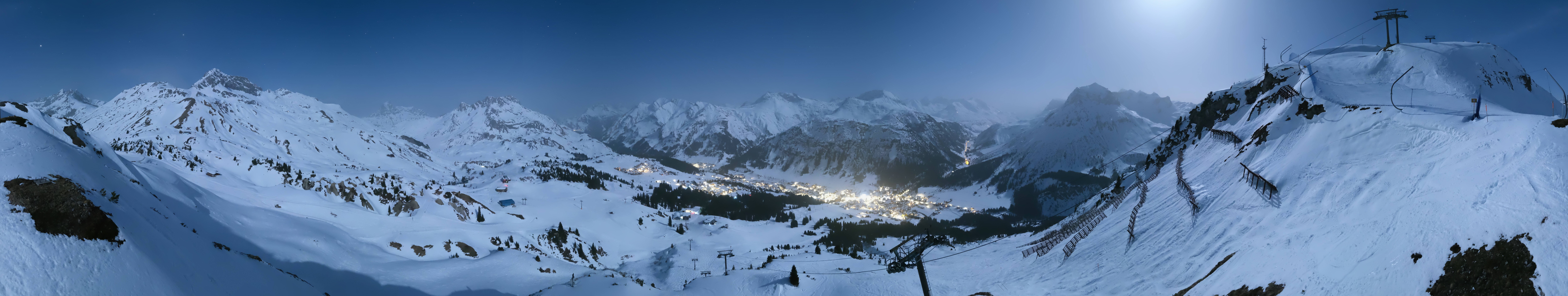 Archiv Foto Webcam Lech-Zürs: Kriegerhorn Panoramablick