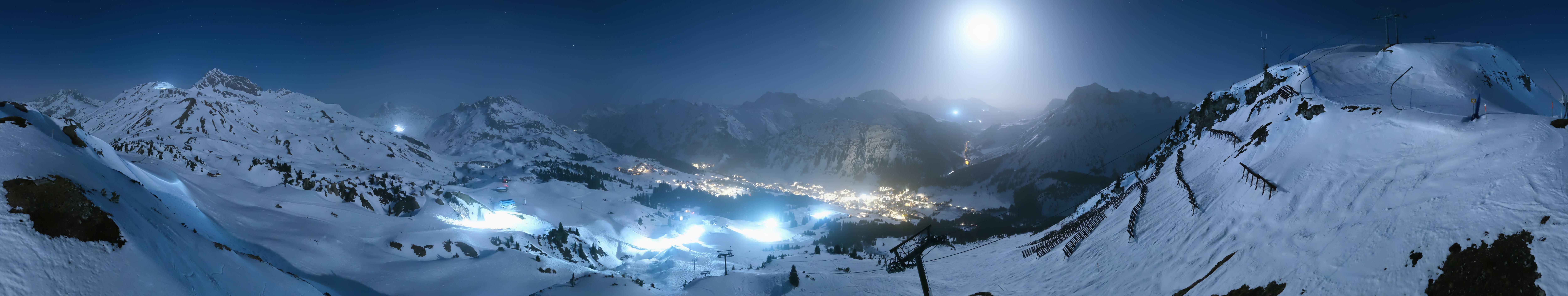 Archiv Foto Webcam Lech-Zürs: Kriegerhorn Panoramablick