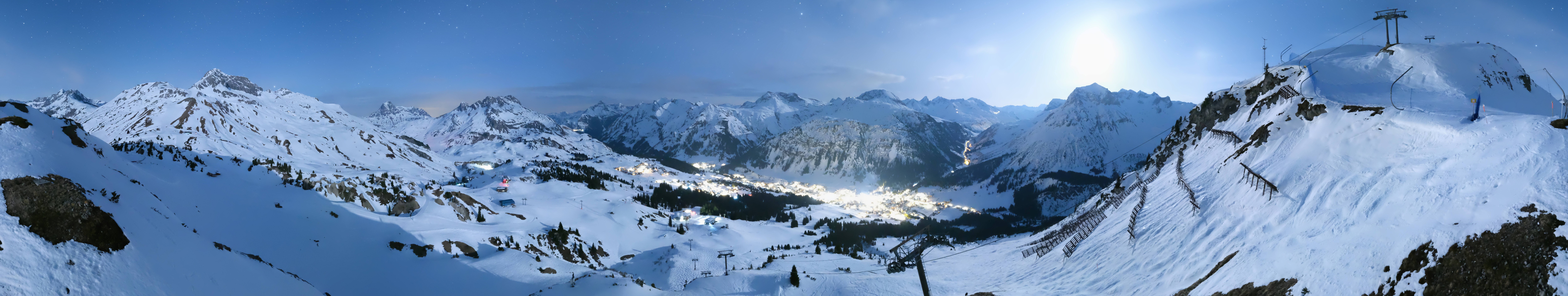 Archiv Foto Webcam Lech-Zürs: Kriegerhorn Panoramablick