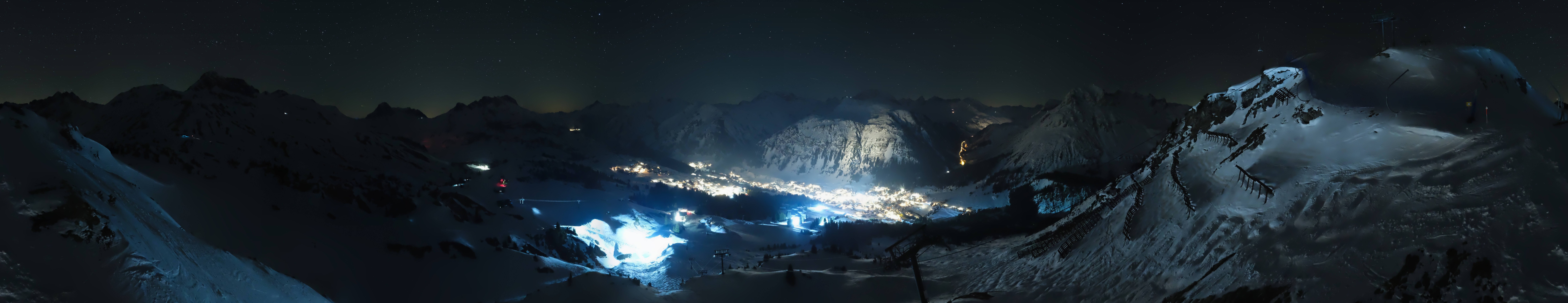 Archiv Foto Webcam Lech-Zürs: Kriegerhorn Panoramablick