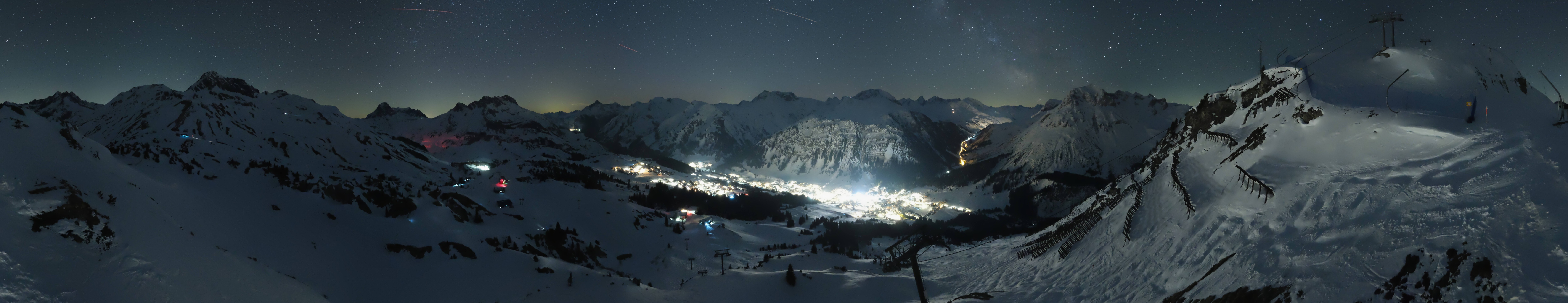 Archiv Foto Webcam Lech-Zürs: Kriegerhorn Panoramablick