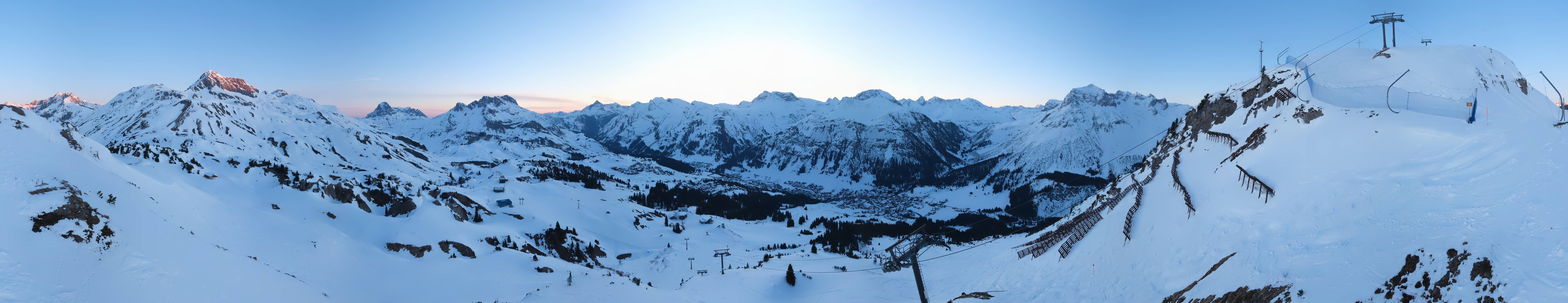 Archiv Foto Webcam Lech-Zürs: Kriegerhorn Panoramablick