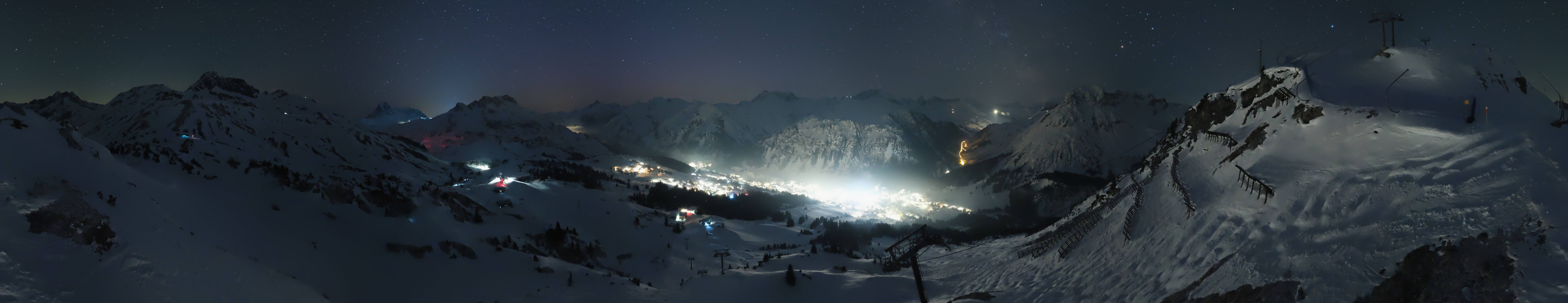 Archiv Foto Webcam Lech-Zürs: Kriegerhorn Panoramablick