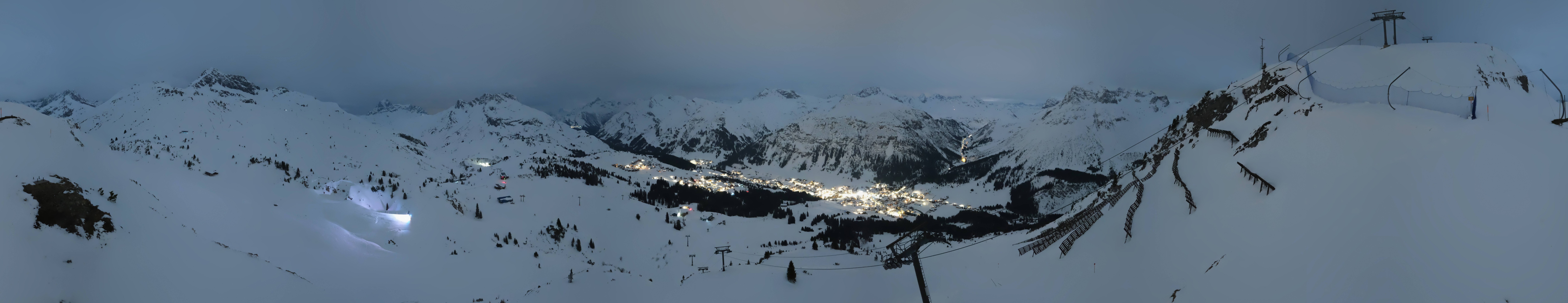 Archiv Foto Webcam Lech-Zürs: Kriegerhorn Panoramablick