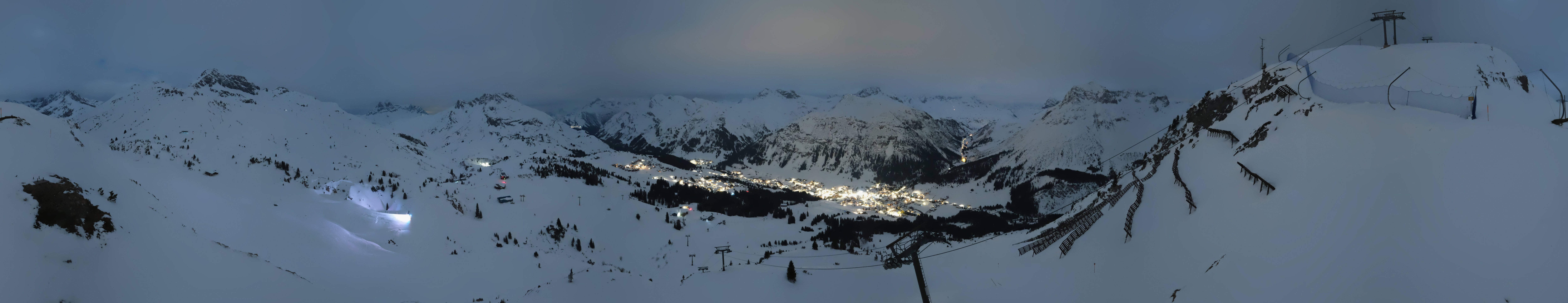 Archiv Foto Webcam Lech-Zürs: Kriegerhorn Panoramablick