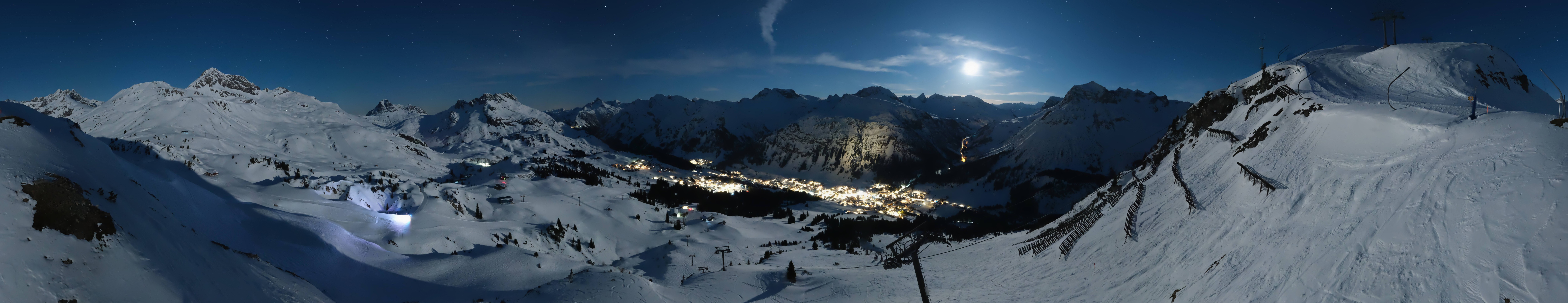 Archiv Foto Webcam Lech-Zürs: Kriegerhorn Panoramablick