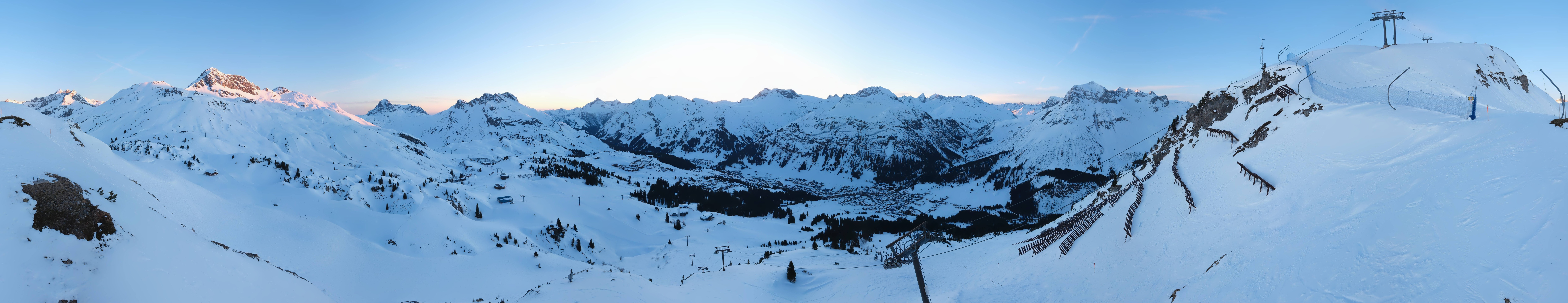 Archiv Foto Webcam Lech-Zürs: Kriegerhorn Panoramablick